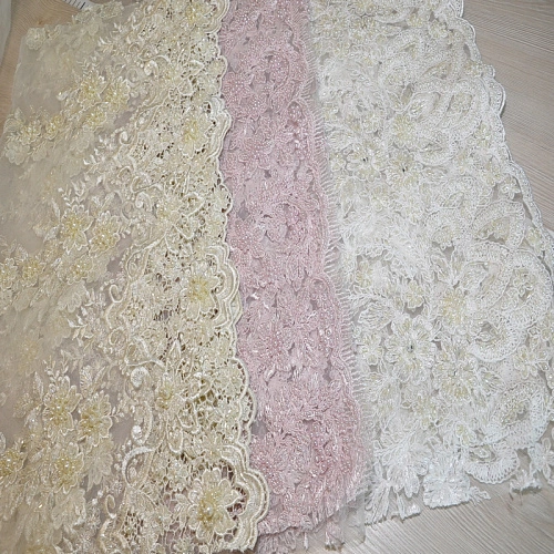 Вышивка на сетке с биссером (нежно-розовый)