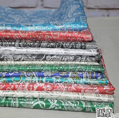 Парча жаккард мелкие огурцы (черный)