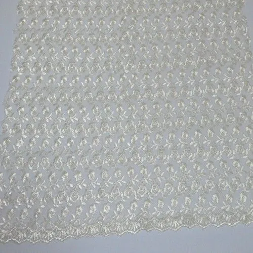 Гипюр Индонезия (молочный с желтым оттенком)