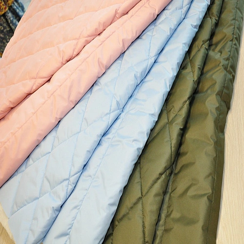 Плащевка стеганая "полоска" ( розовая пудра)