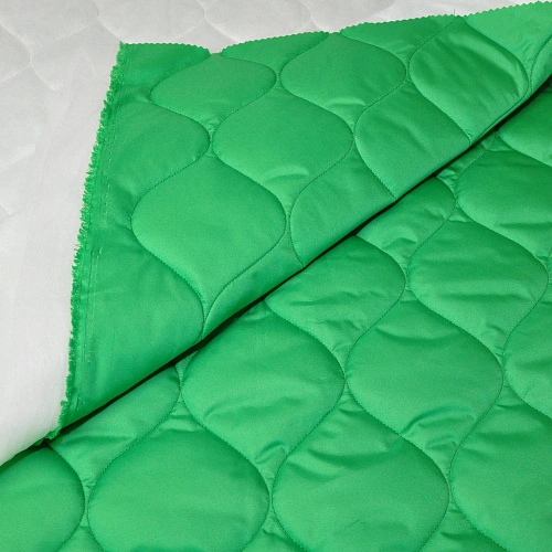 Плащевка стеганая "ЛУК" (бенетон)