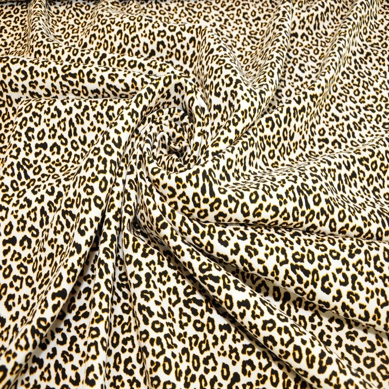 Штапель "Твил" Лео на белом фоне скидки на ткани в Минске оптом и в розницу | Трикотаж tais.by