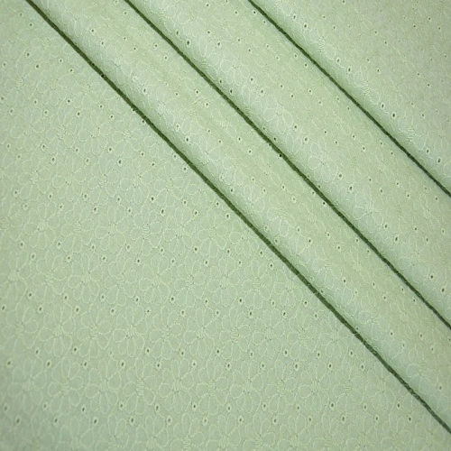 Батист вышитый "Цветочки" (фисташка)