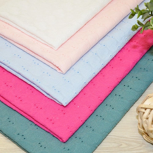 Батист вышитый "Ришелье" (пудра)