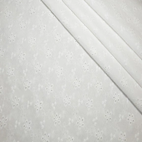 Батист вышитый, прошва цветочки (молочный)