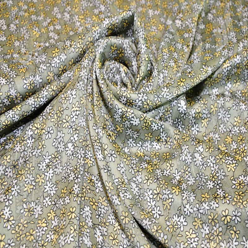Шифон сахарный принт "Цветы на фоне хаки"