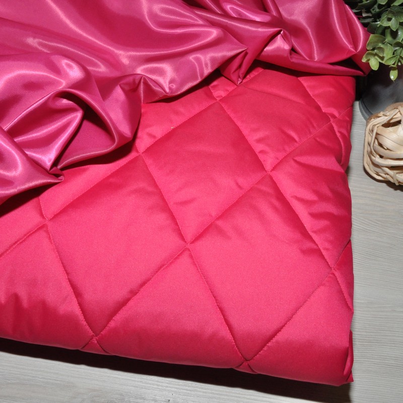 Плащевка стеганая "Ромбик" (яркий розовый)