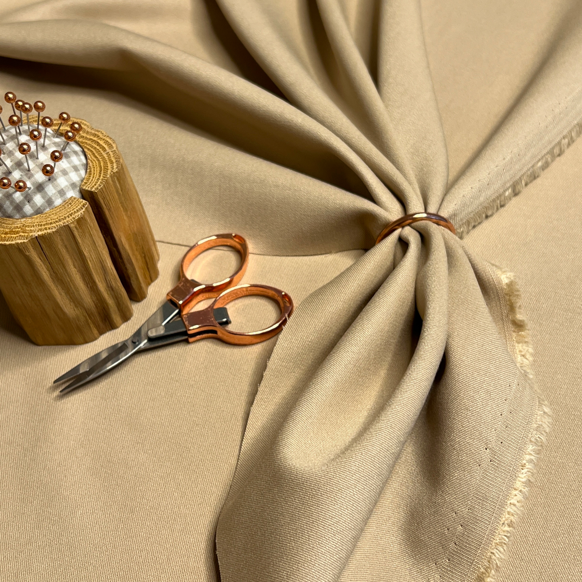 Костюмная ткань "Бостон" (песочный) скидки на ткани в Минске оптом и в розницу | Трикотаж tais.by