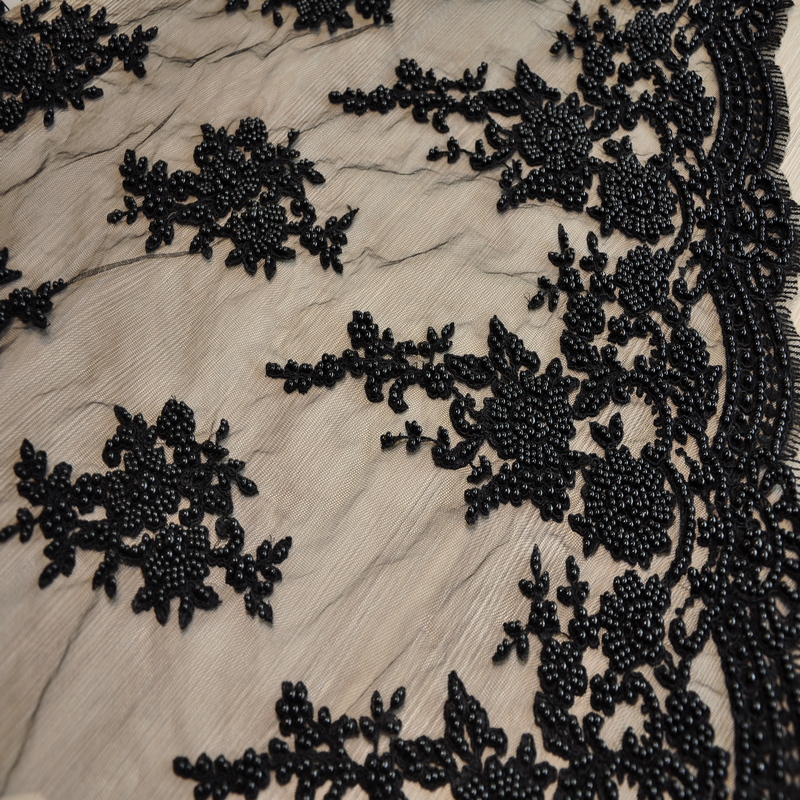 Вышивка на сетке с биссером (черный2)