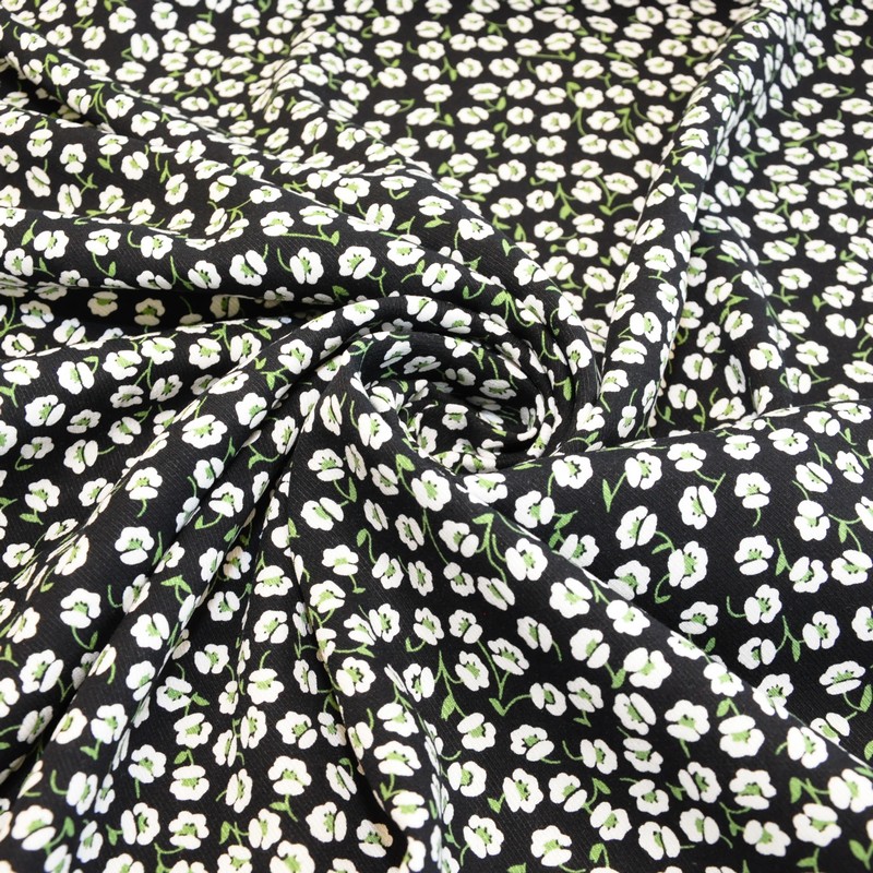 Штапель "Твил" Мелкий цветочек на черном фоне