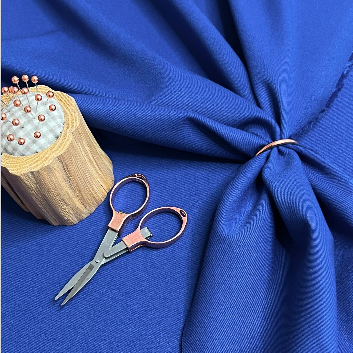 Костюмная ткань "Бостон" (василек) скидки на ткани в Минске оптом и в розницу | Трикотаж tais.by