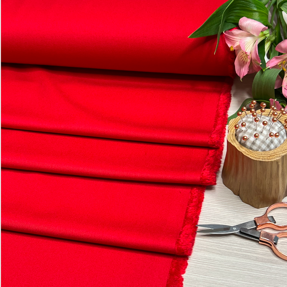 Костюмная ткань "Бостон" (красный) скидки на ткани в Минске оптом и в розницу | Трикотаж tais.by