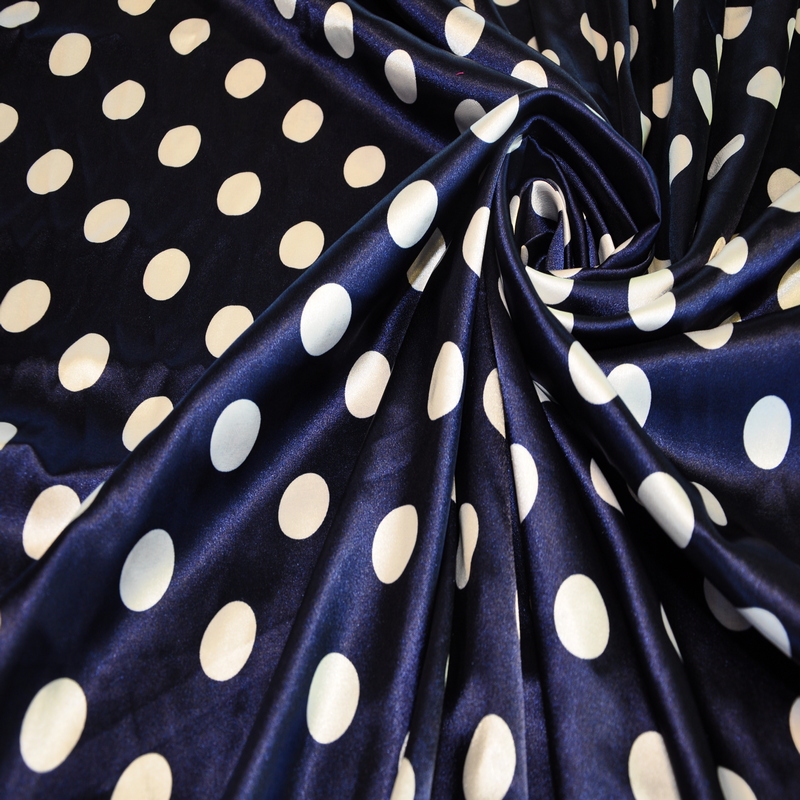 Атлас тонкий принт (синий фон белый горох 2,5см)