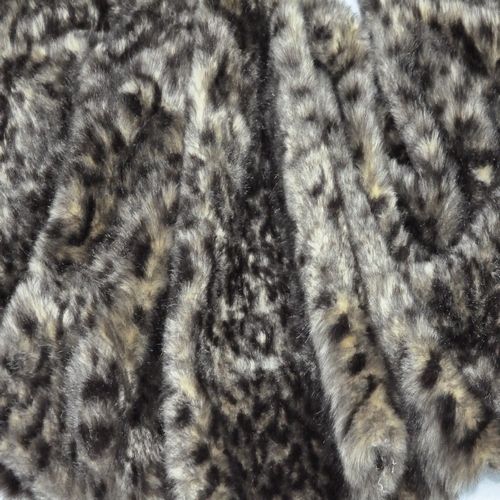 Гладкокрашенный "под норку" (черный + бежевый)