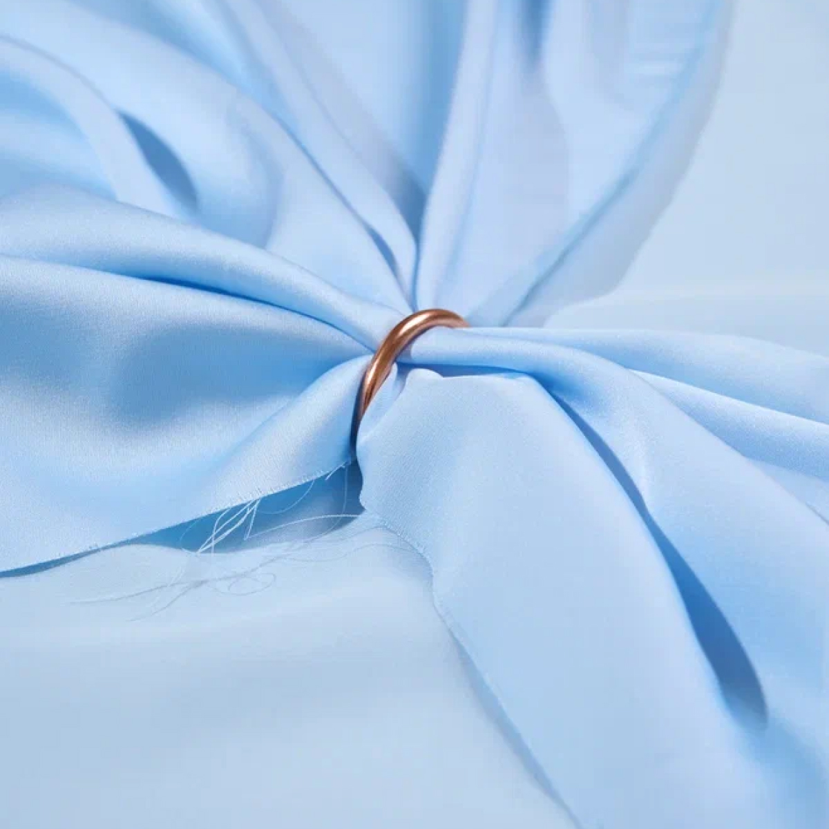 Шелк "Армани" (голубой) скидки на ткани в Минске оптом и в розницу | Трикотаж tais.by