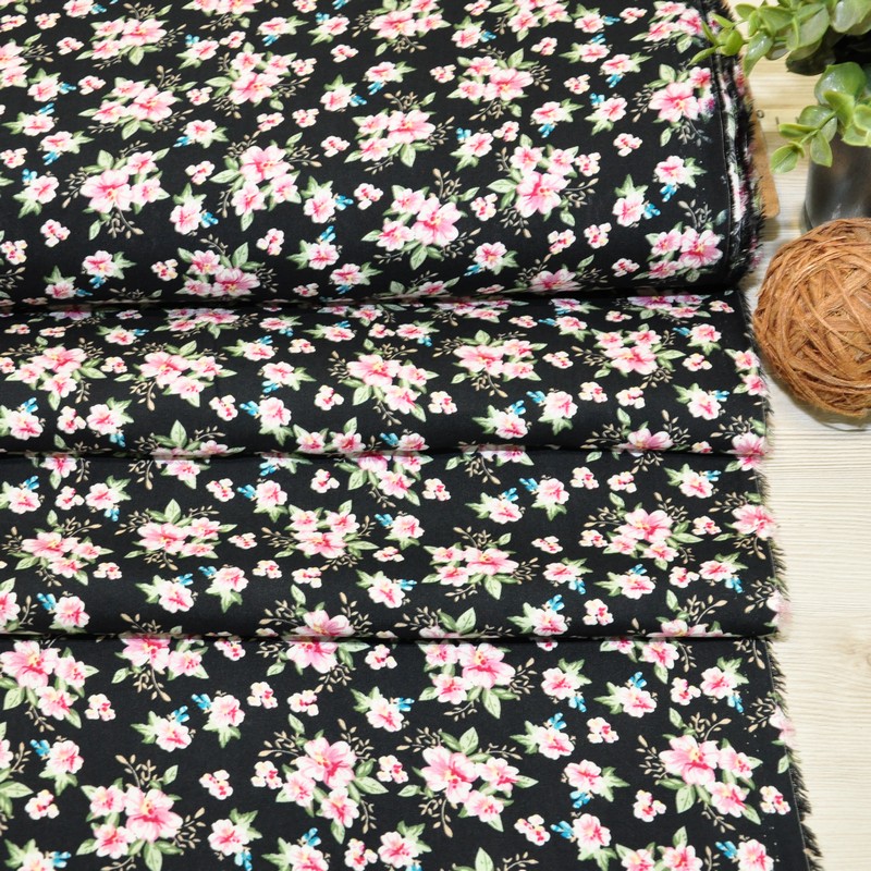 Штапель принт 23 цветочки на черном фоне