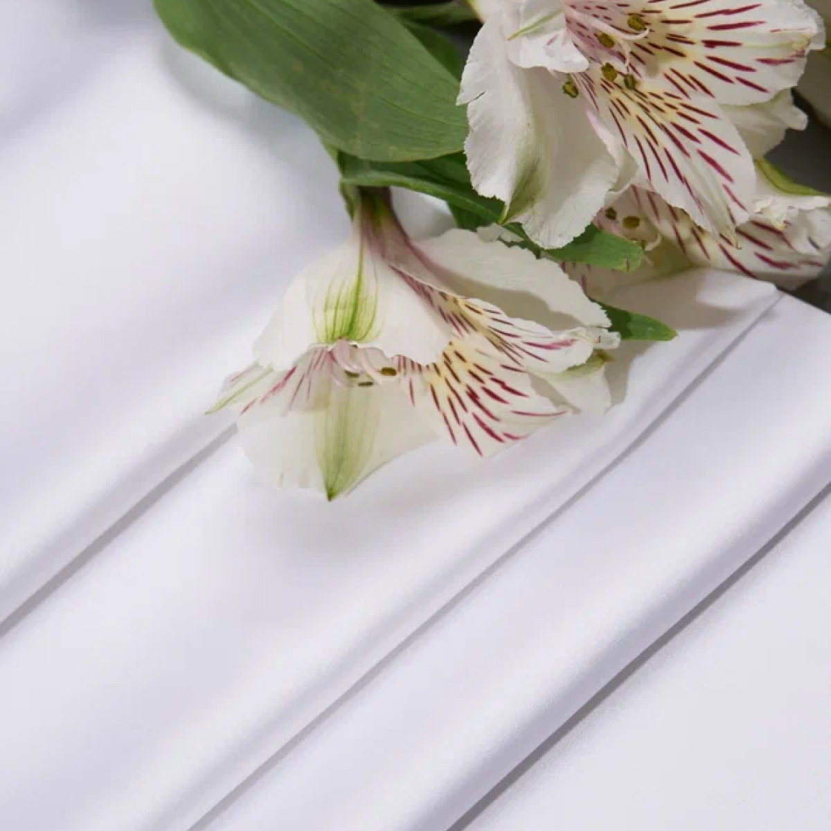 Шелк "Армани" (белый) скидки на ткани в Минске оптом и в розницу | Трикотаж tais.by