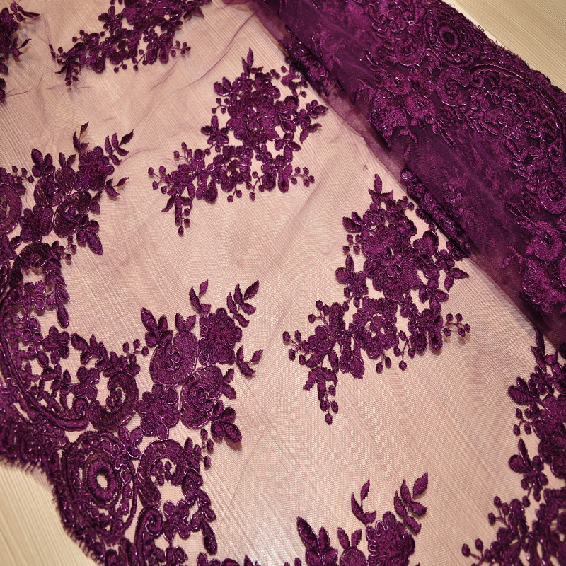 Вышивка на сетке (фиолетовый)