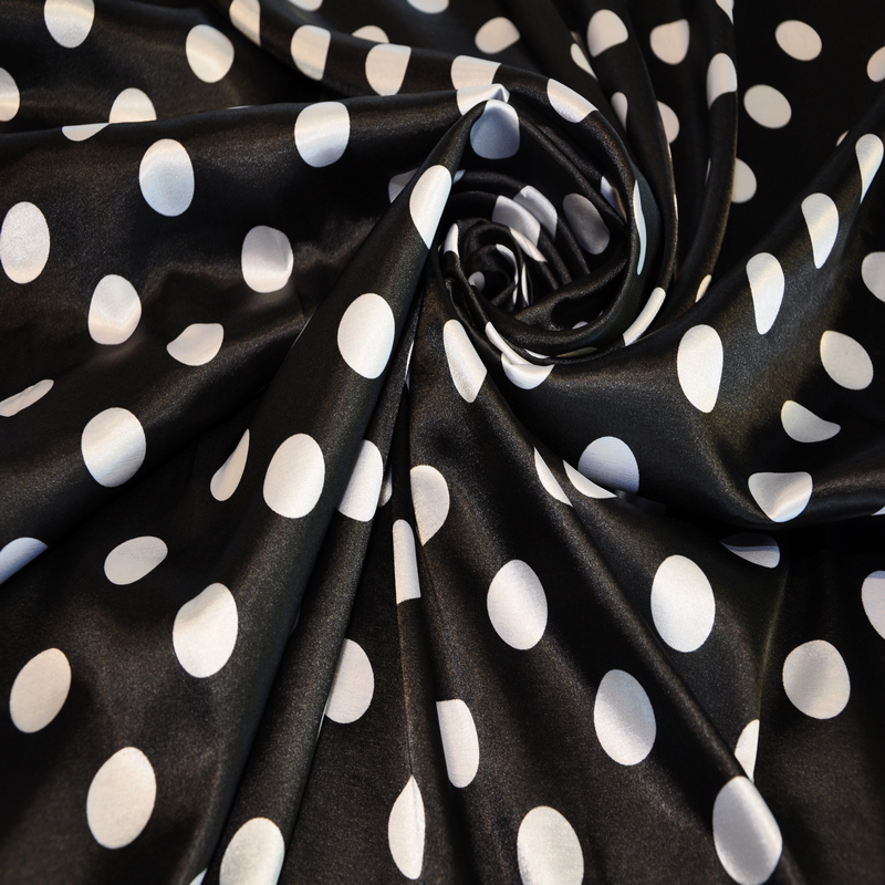 Атлас тонкий принт (черный фон белый горох 2,5см)