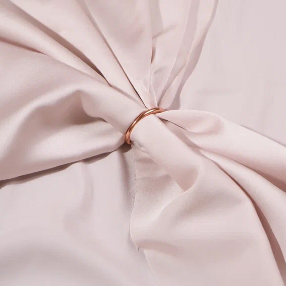 Шелк "Армани" (пудра) скидки на ткани в Минске оптом и в розницу | Трикотаж tais.by