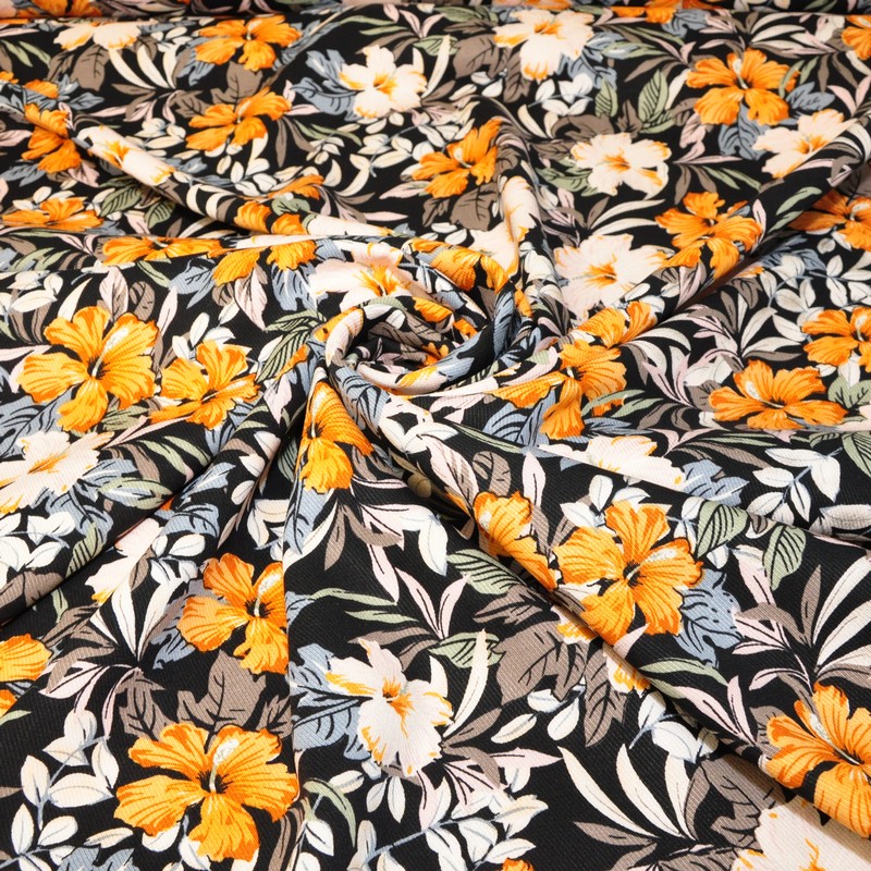 Штапель "Твил" "Лилии на черном фоне"