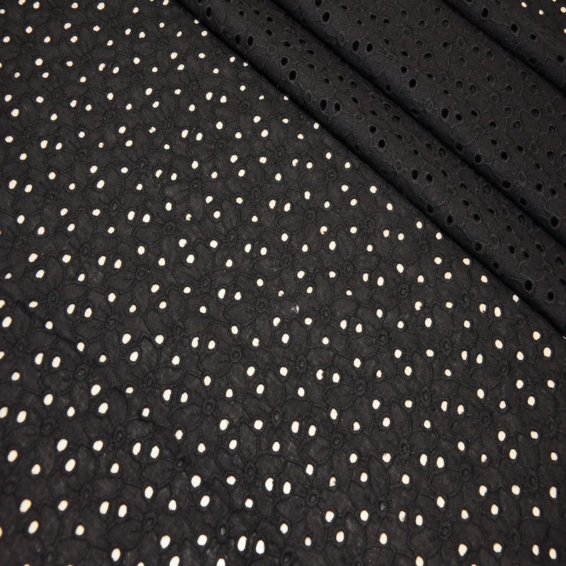 Батист вышитый, прошва цветочки (черный)