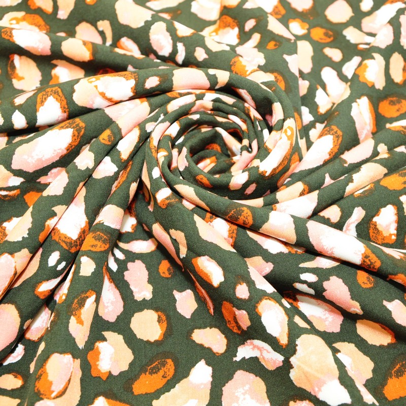 Штапель принт "Пятна на  фоне хаки"
