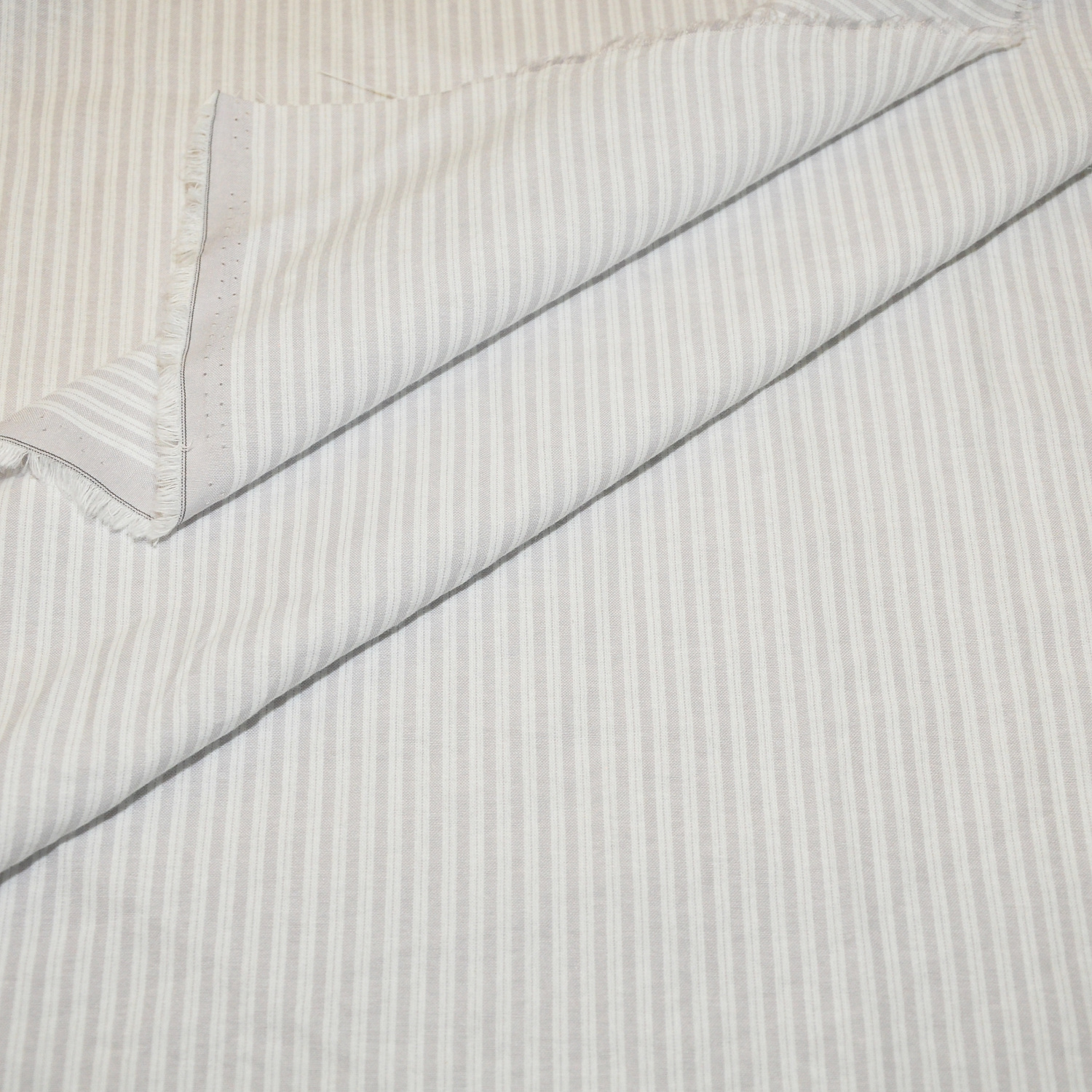 Рубашечная полоска (светло-серый)